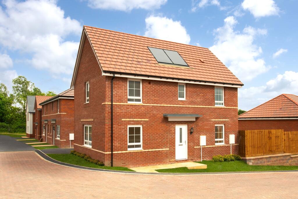 Main image of property: Low Road,
Dovercourt,
Essex,
CO12 3TX