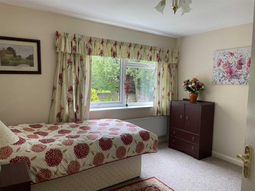 Apartment in Sheffield - View 5
