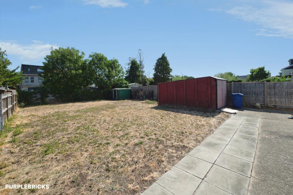House in Rainham, Orchard Village, South Hornchurch - View 5