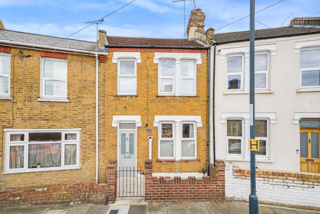 Main image of property: Palmerston Crescent, Plumstead, SE18