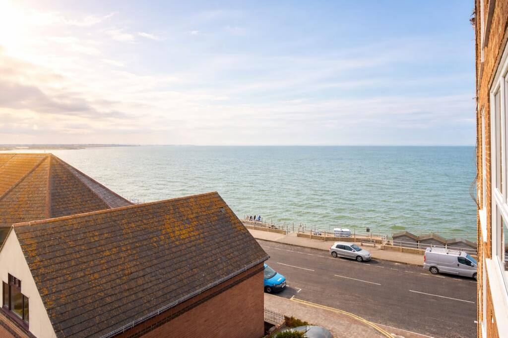 Apartment in Thanet, Birchington - View 2