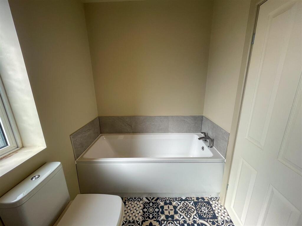 Additional image 13 of Oak Street, Colne