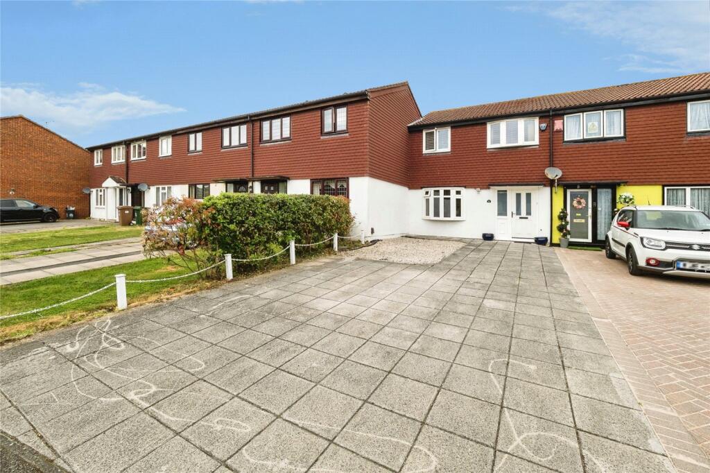 Main image of property: Ashingdon Close, Chingford, E4