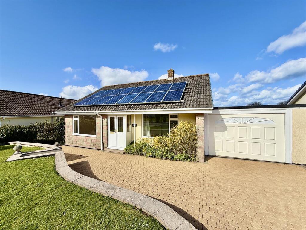 Main image of property: Long Wools, Paignton