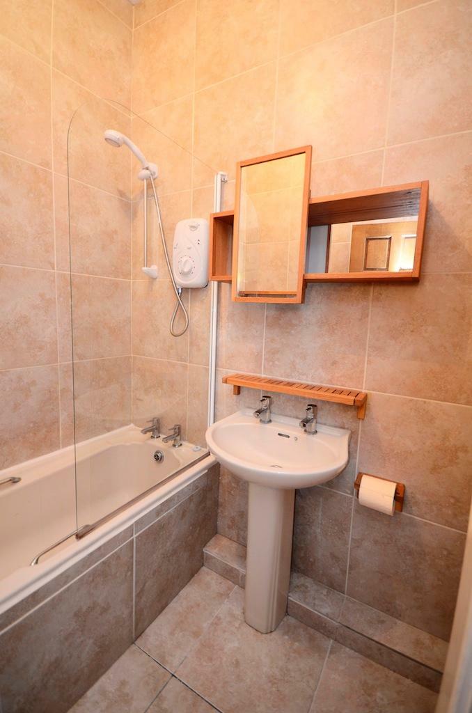 132 Dickenson Road, Rusholme, Manchester, M14 5HT photo 4