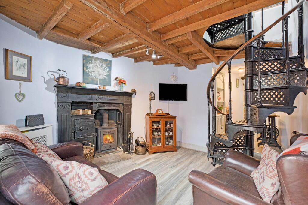 2 Hilton Lane, Knaresborough, North Yorkshire, HG5 photo 3