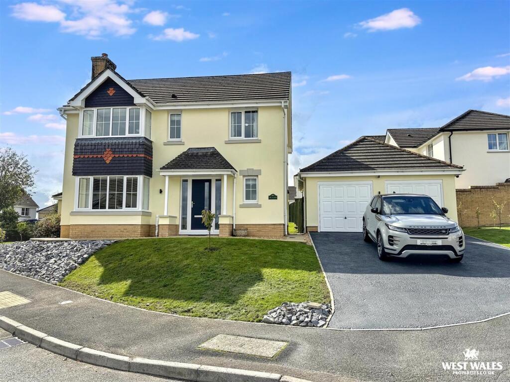 Main image of property: Maes Y Wennol, Carmarthen