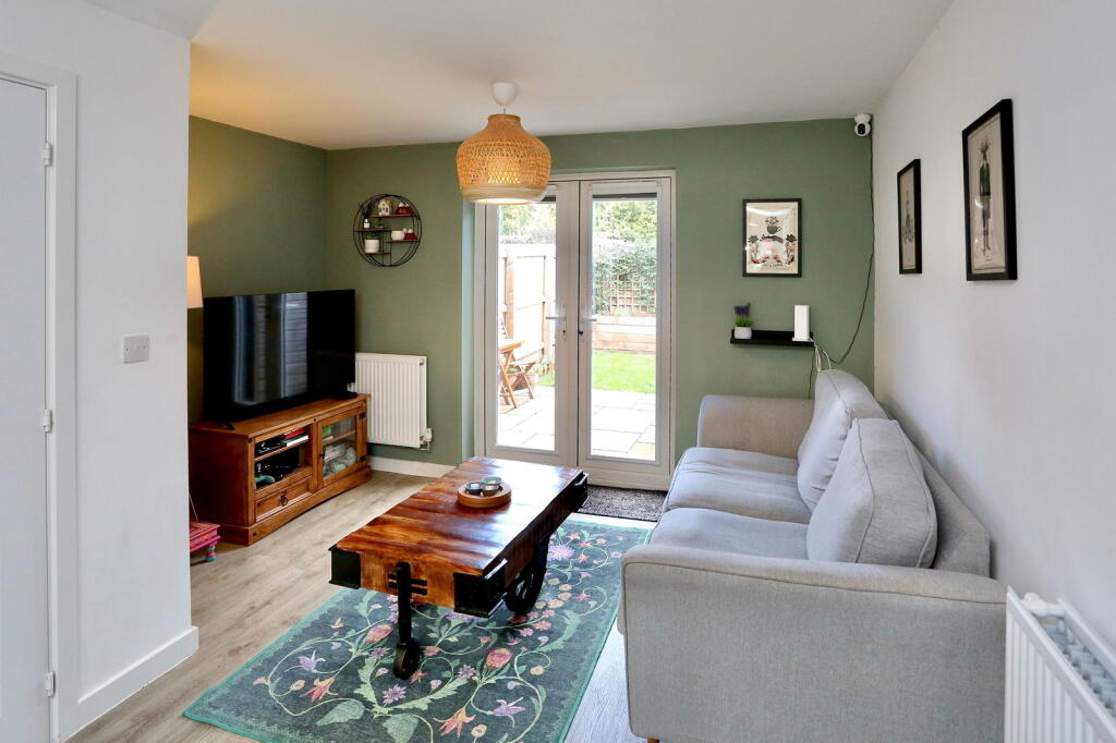 54 Maindiff Drive, Abergavenny, Monmouthshire, NP7 6PX photo 2