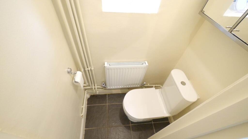 House in Hatfield, Birchwood - View 5
