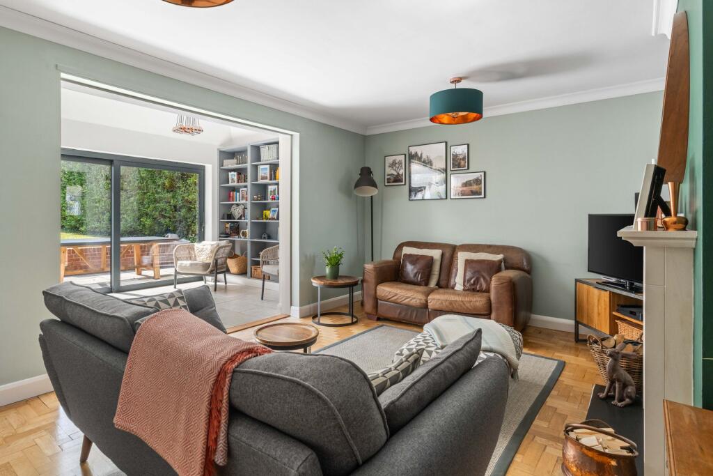 Grange Park, Bishop's Stortford, CM23 photo 4