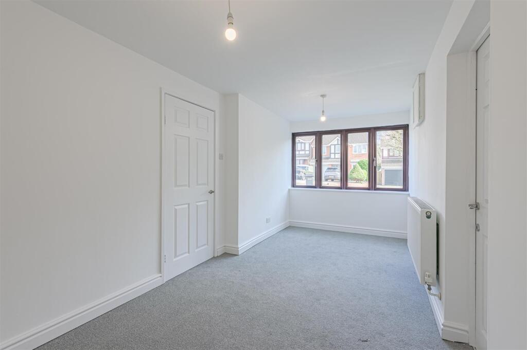 Additional image 16 of 75 Falcon, Wilnecote, B77