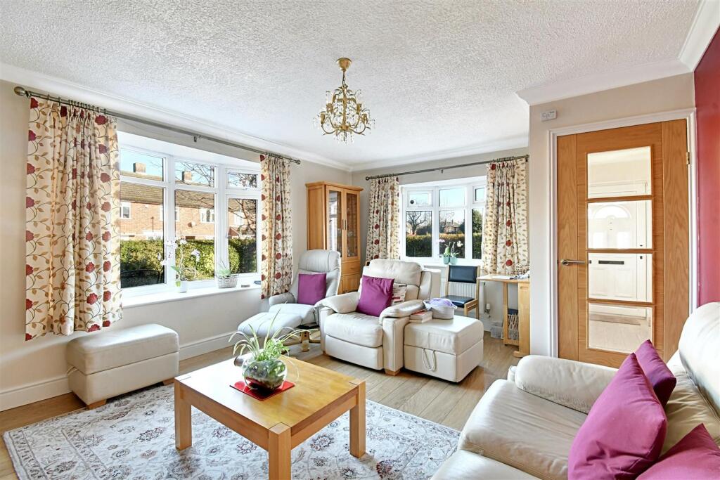 Calton Avenue, Hertford photo 2