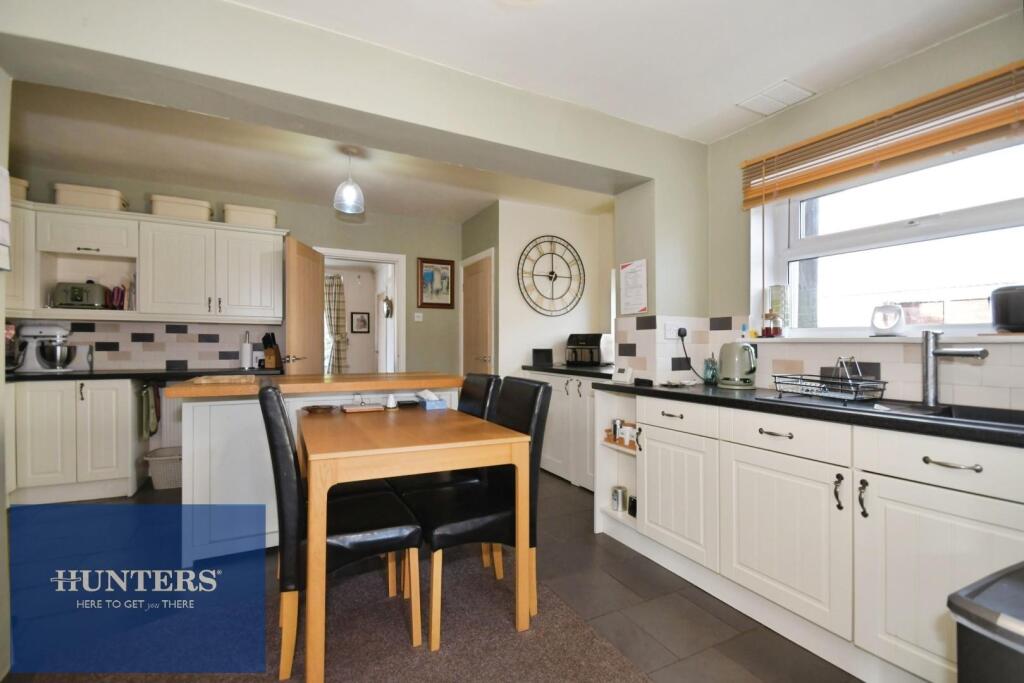 House in Chesterfield, Derbyshire - More