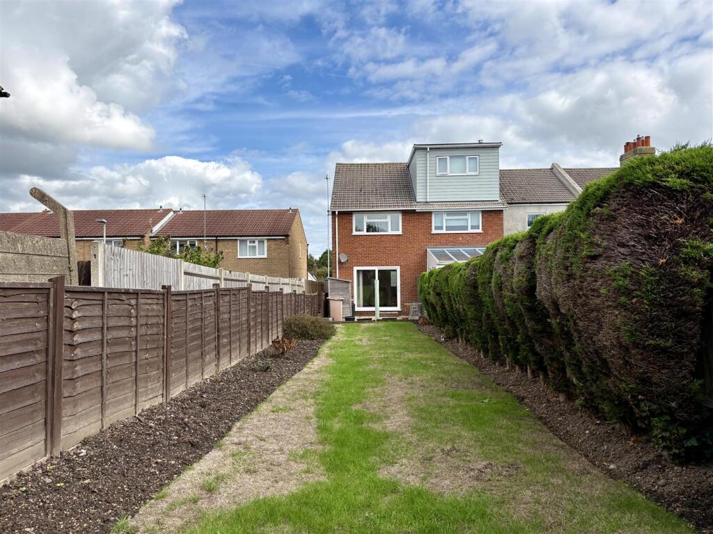 House in Tonbridge - More