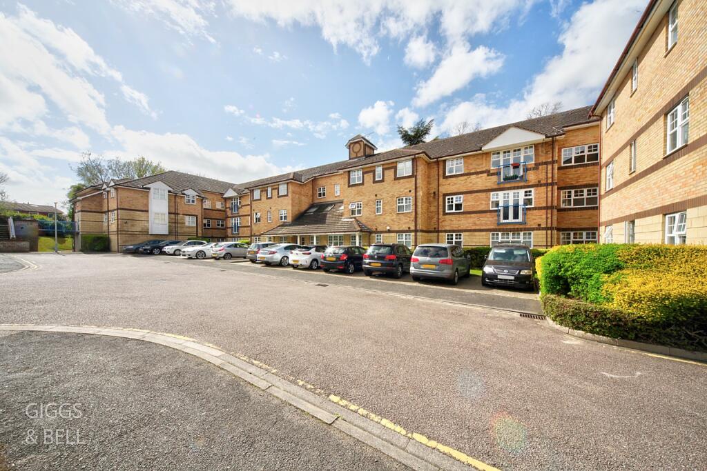 Main image of property: Barons Court, Earls Meade, Luton, Bedfordshire, LU2