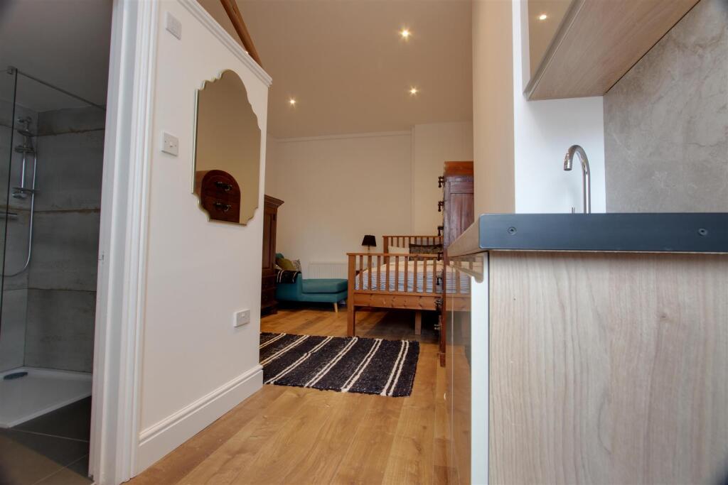 4 bedroom house for rent