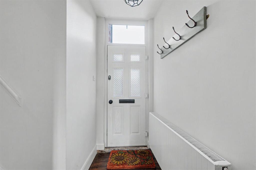 House in Nottingham, Beeston - View 5