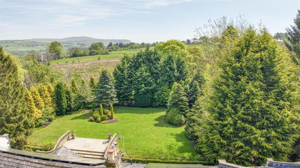 Additional image 44 of The Hollies, Alden Road, Helmshore, Rossendale - Over 9,000sqft - One Of Rossendale's Most Incredible Properties