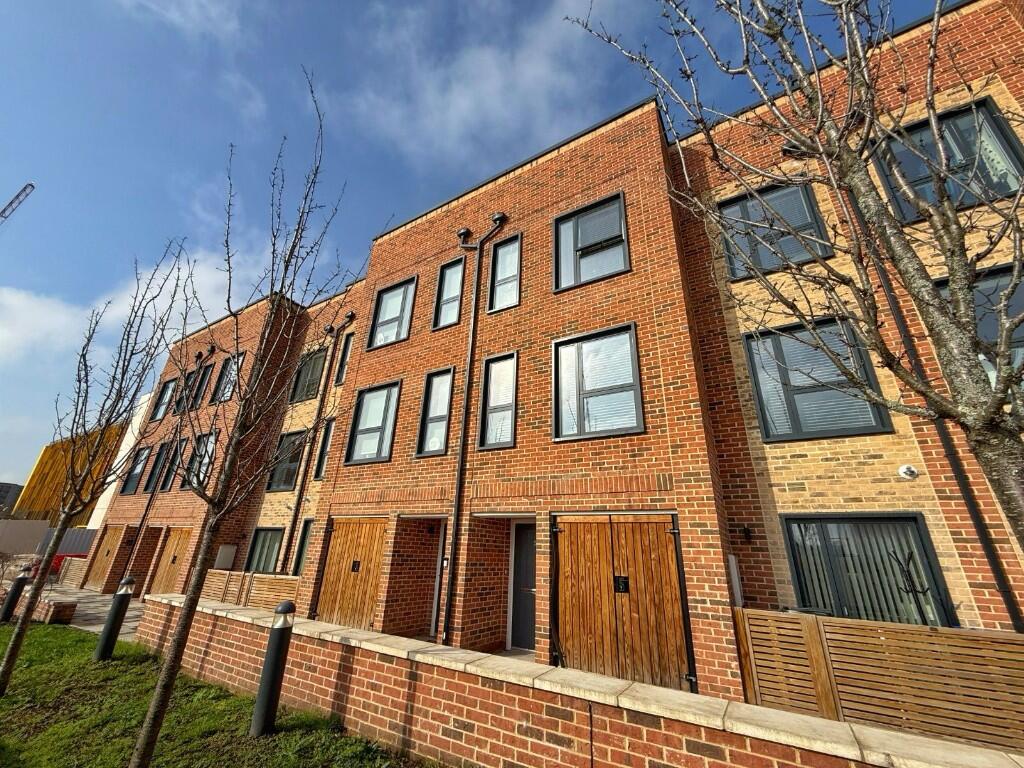 Main image of property: Inkwell Avenue, Watford, Hertfordshire, WD18