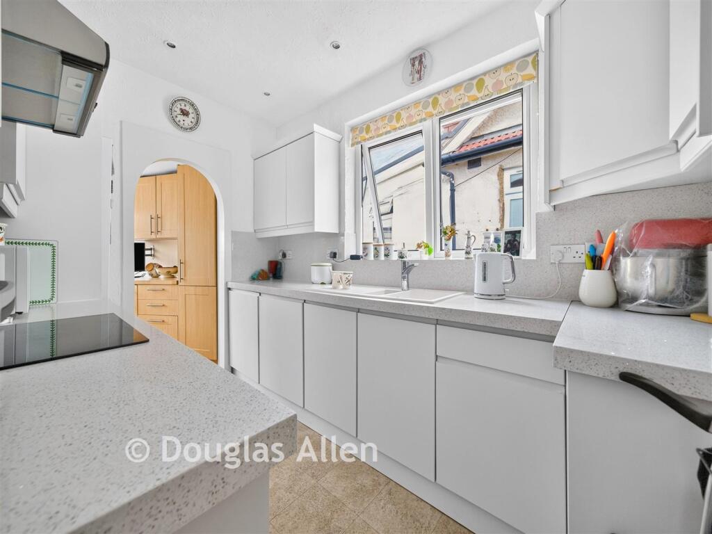 House in Ilford - View 3