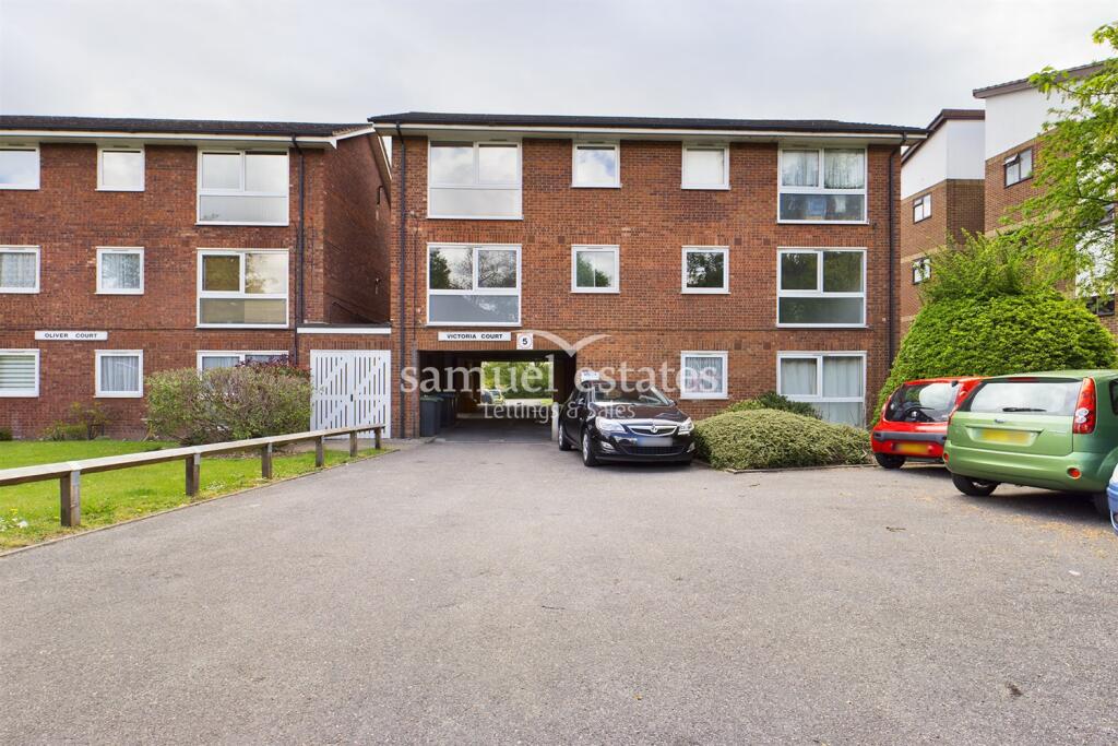 Main image of property: Lawrie Park Road, London, SE26