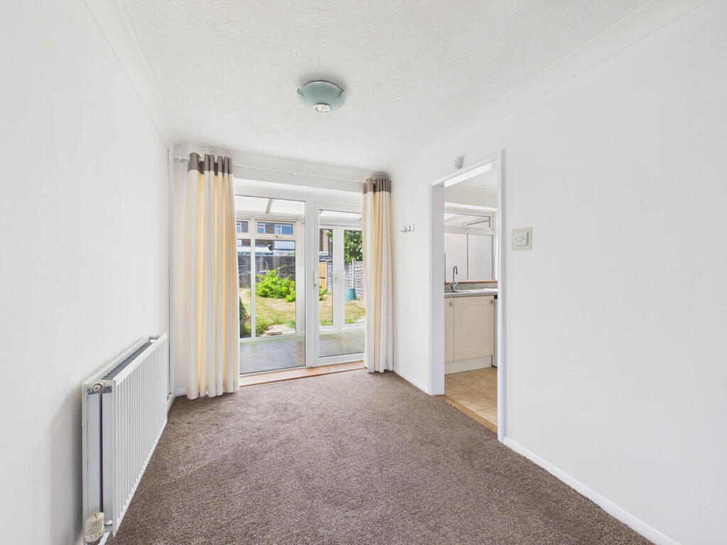 Galsworthy Close, Goring-by-Sea, Worthing, BN12 6LP - View 4