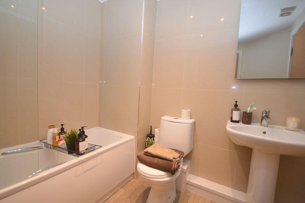 Bellflower Close, Widnes photo 5