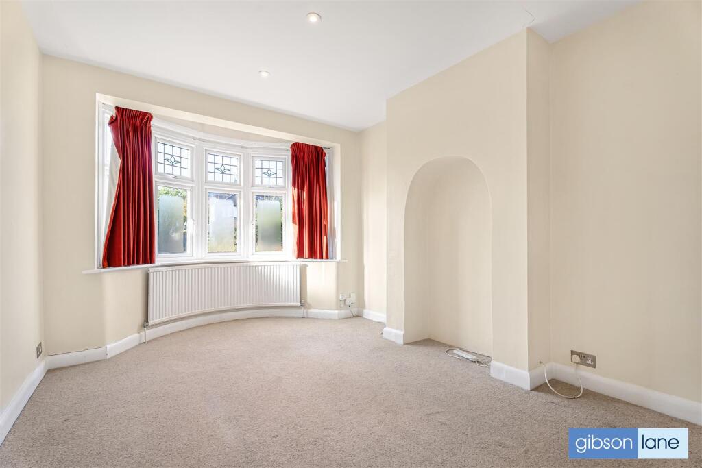 House in London, Norbiton - View 3