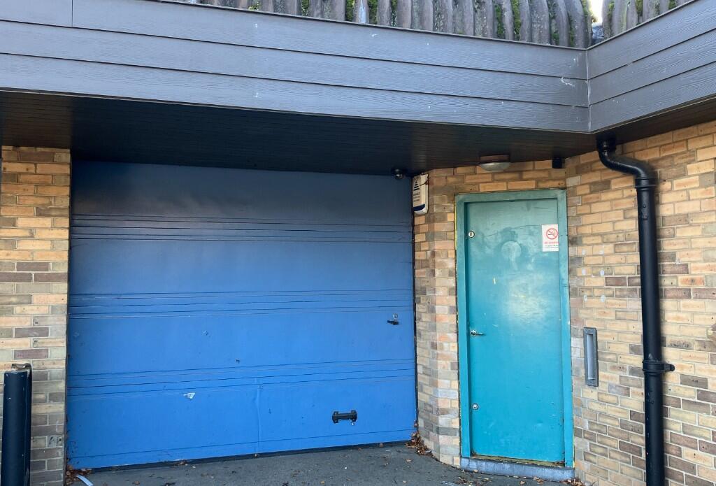 Main image of property: Robert Davies Court, Nuffield Road, Cambridge