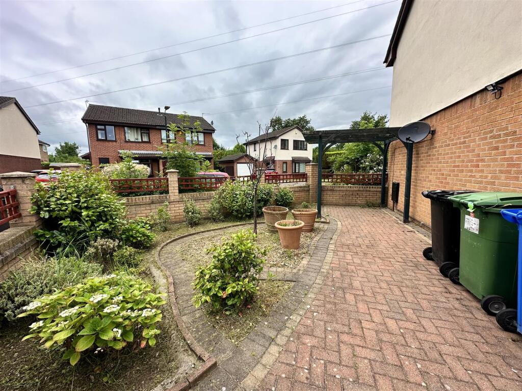Property photo 8