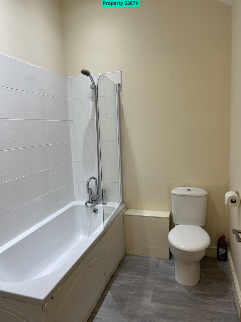 Apartment in Wakefield, Featherstone - More