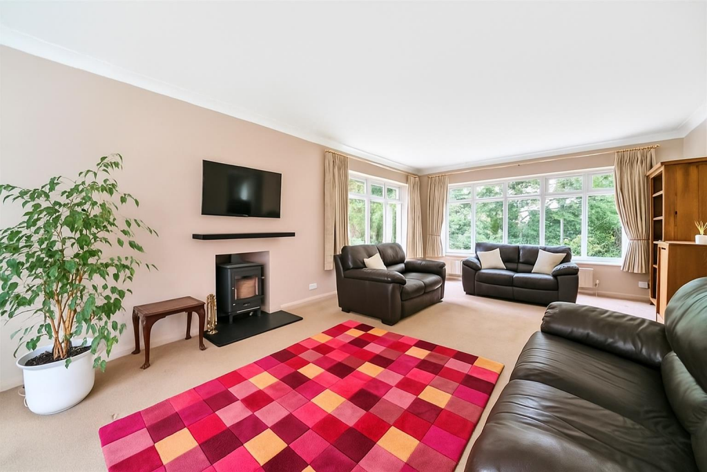 House in Surrey Heath, Surrey - More