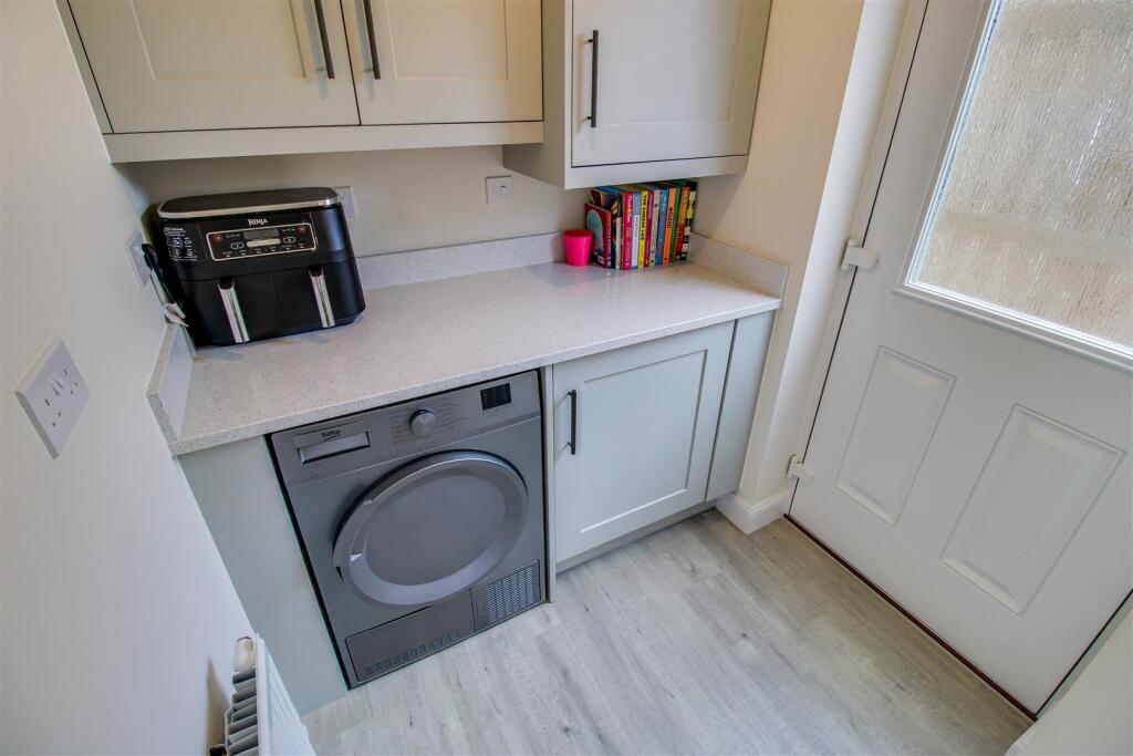 House in Leeds, East Ardsley - View 5
