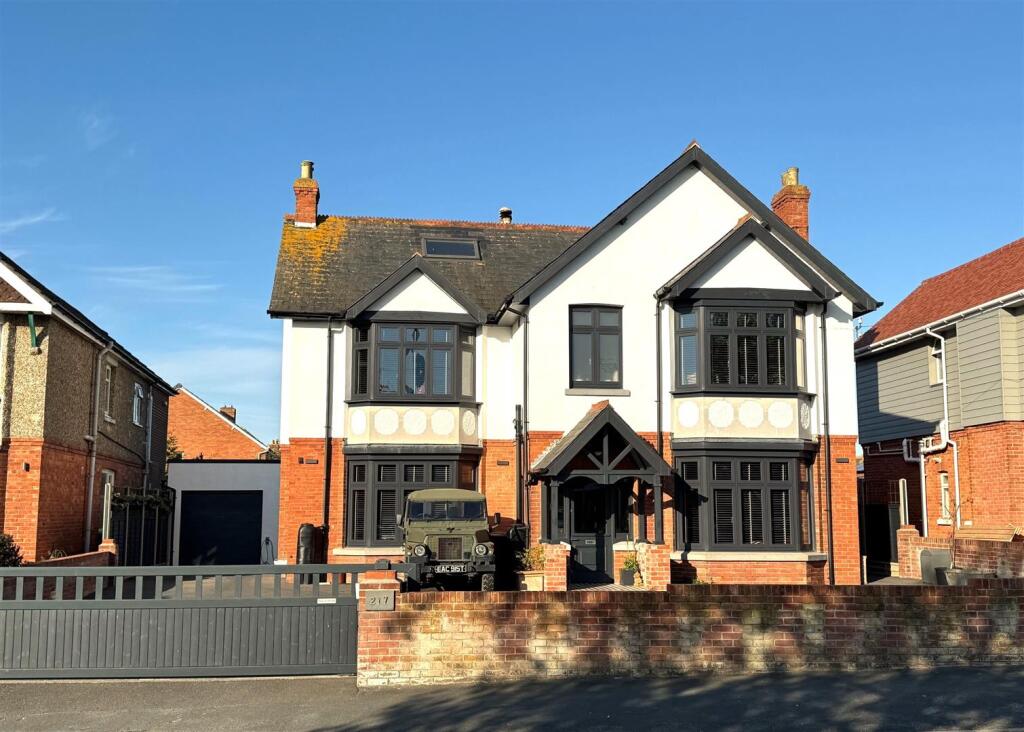 Main image of property: Dorchester Road, Weymouth