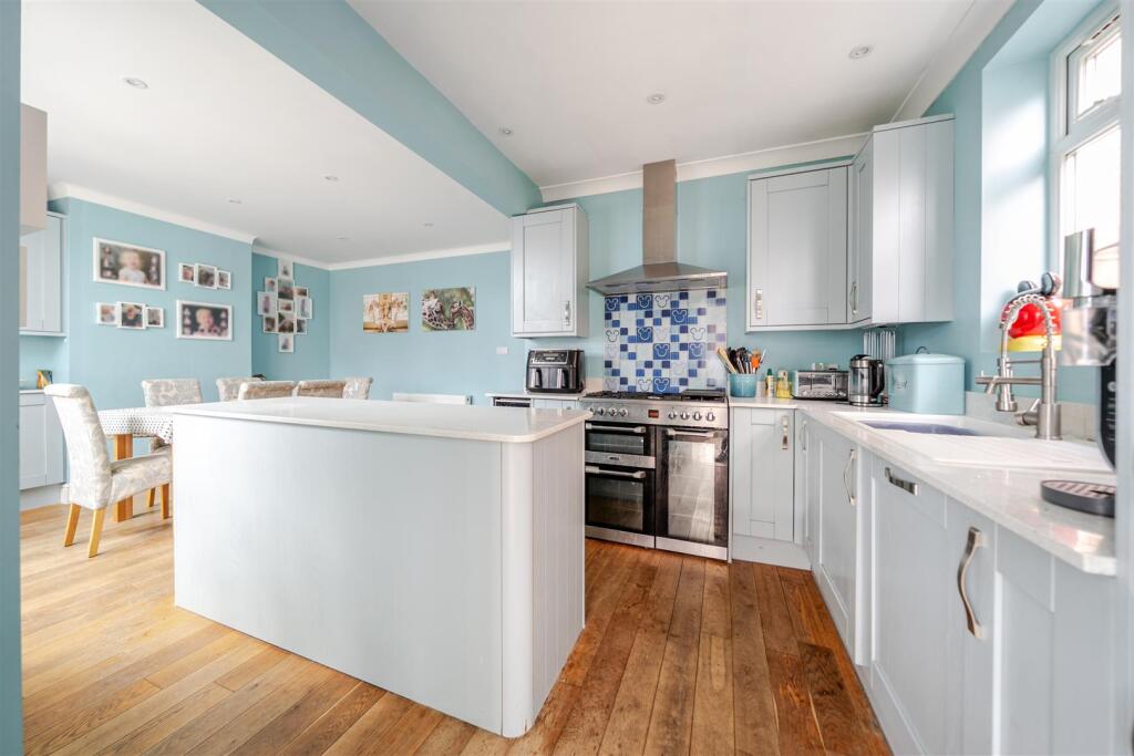 Grove Avenue, Gosport, Gosport