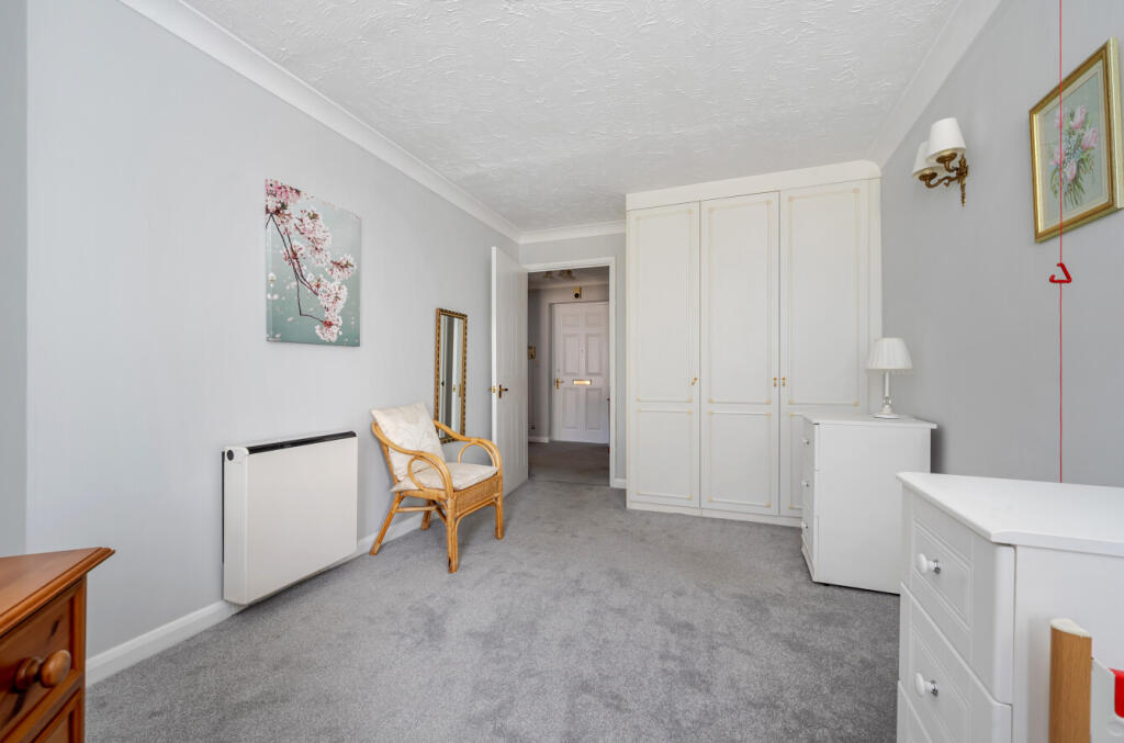 Apartment in Brighton - View 5