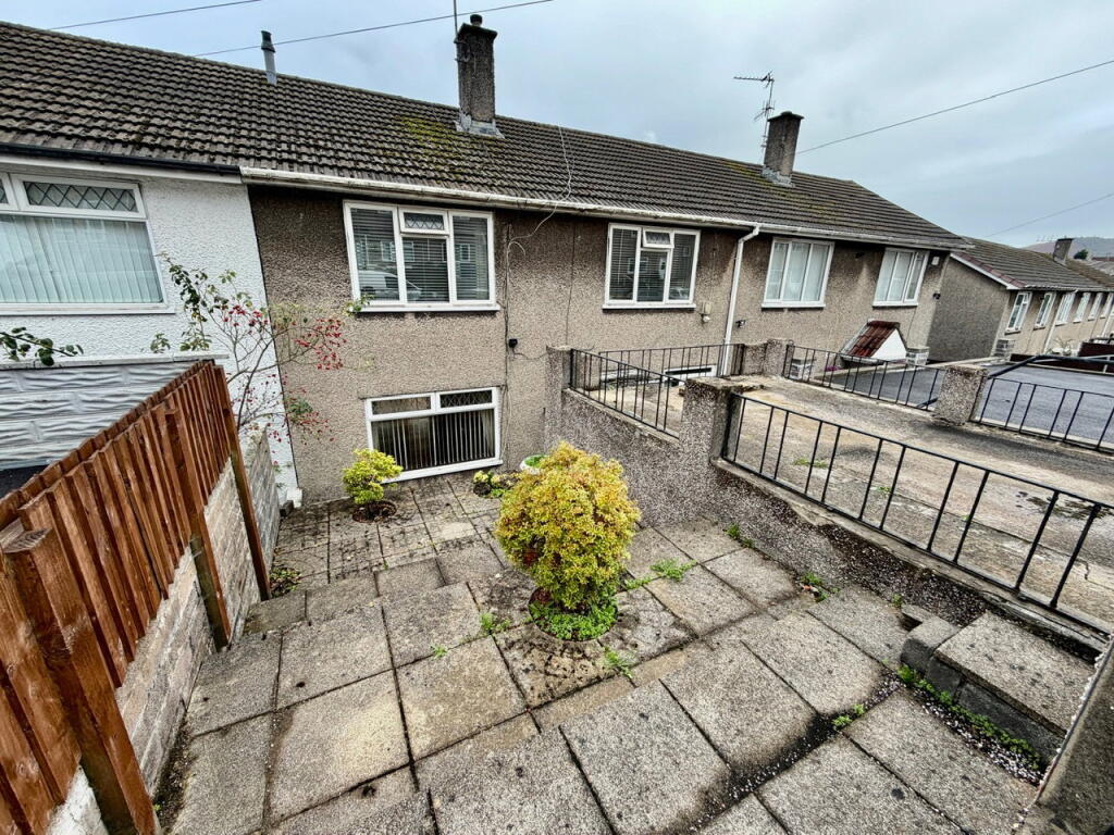 Main image of property: Elm Drive,Risca,Newport,NP11 6HJ