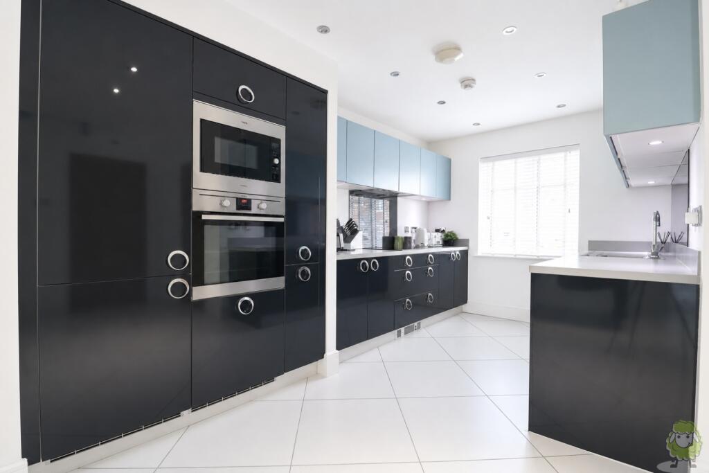 House in Newcastle upon Tyne - More
