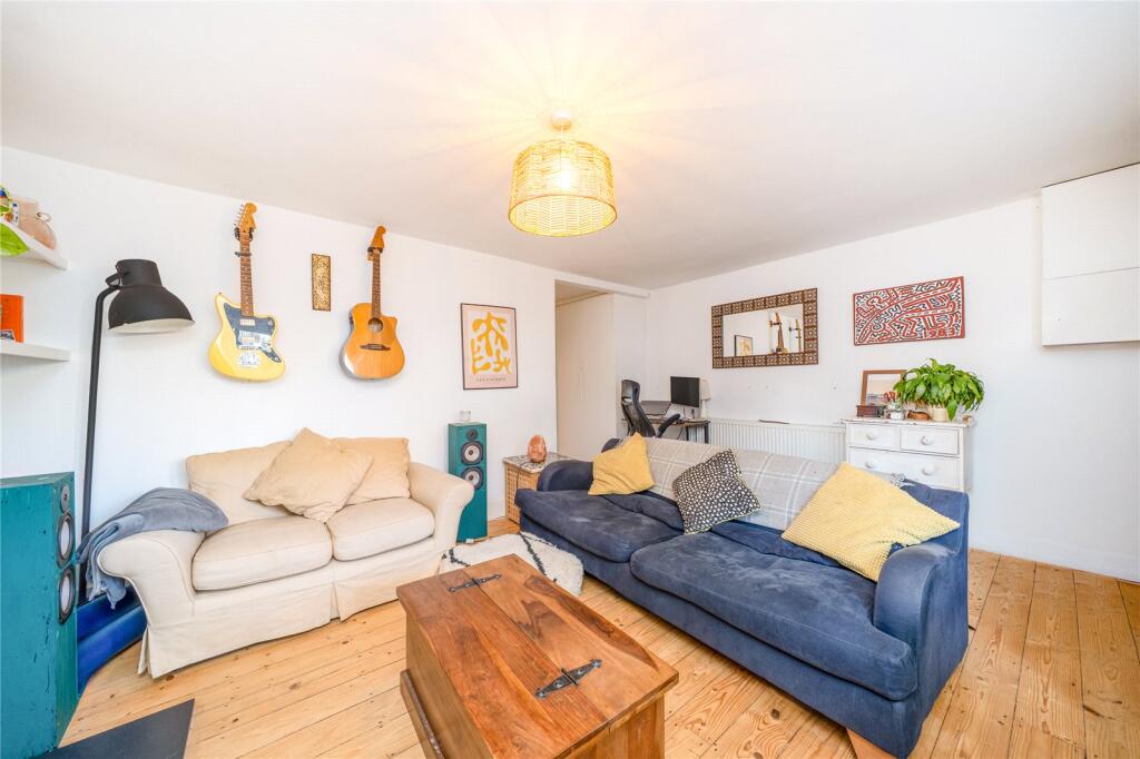 Apartment in London, Clapton Park, Homerton - View 4