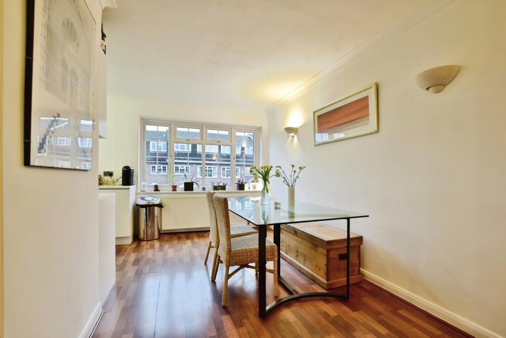 The Mews, Gatley, Cheadle, Greater Manchester, SK8 photo 4