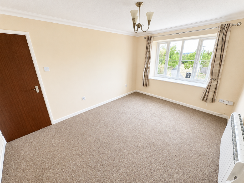 Apartment in Bath, Brympton - View 2