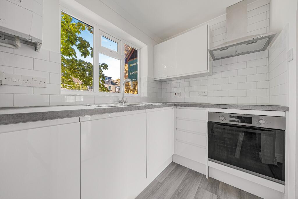 House in Spelthorne, Surrey - View 2