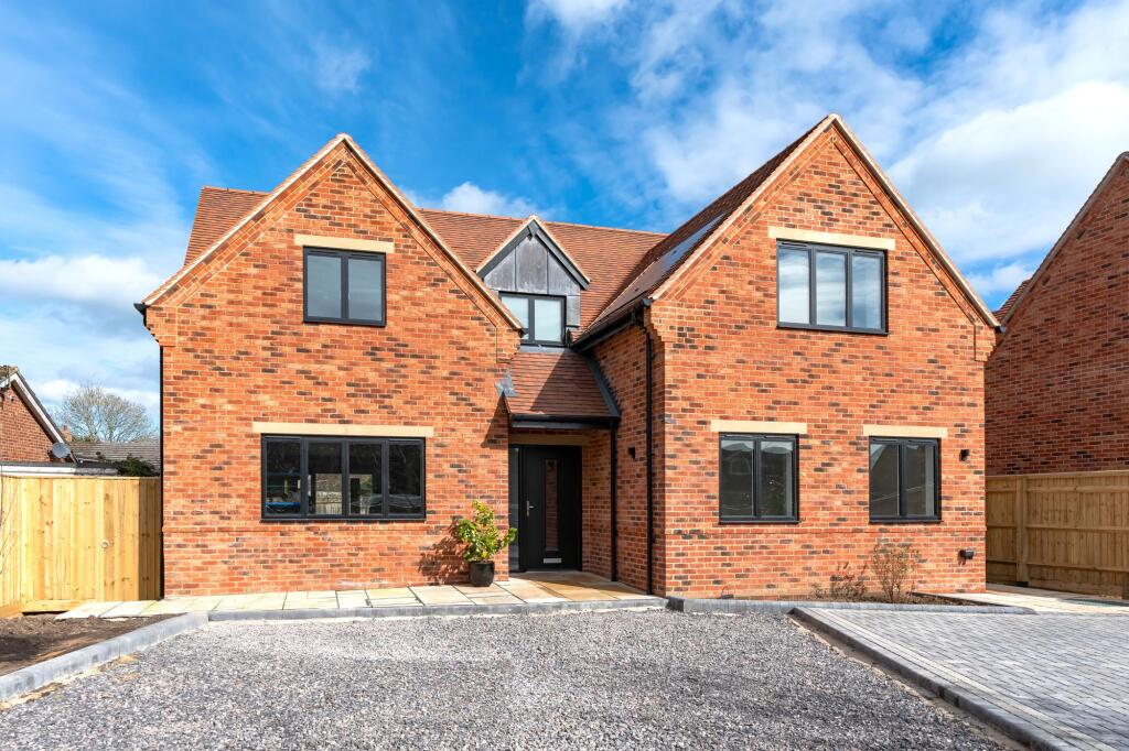 Main image of property: Tulip House, Sheldon Road, Ickford