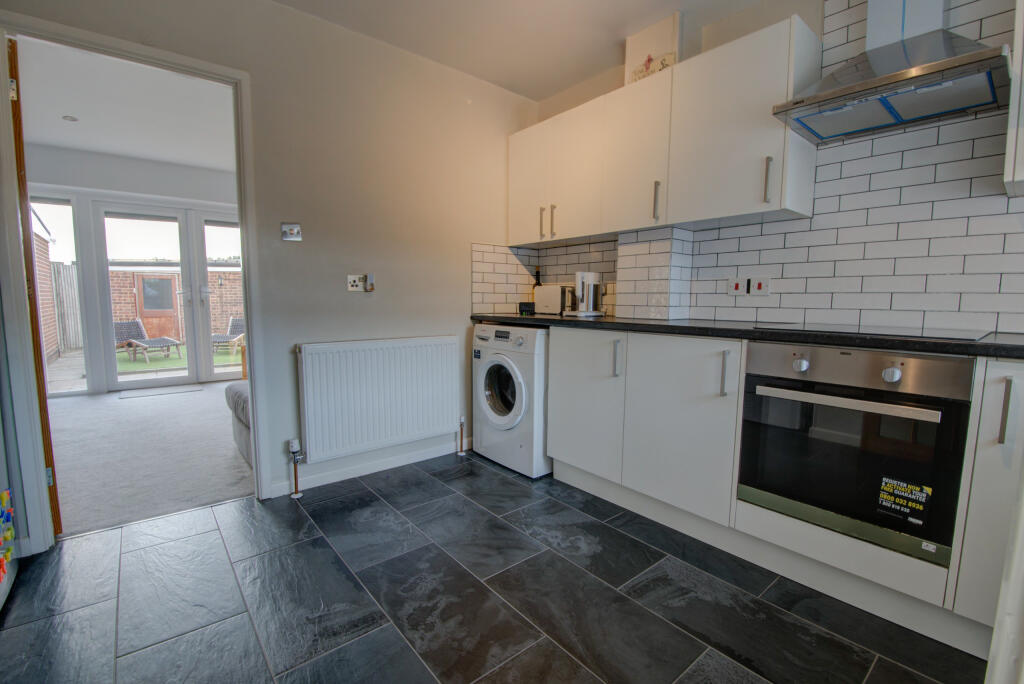 House in Eastleigh, Fair Oak and Horton Heath - View 3