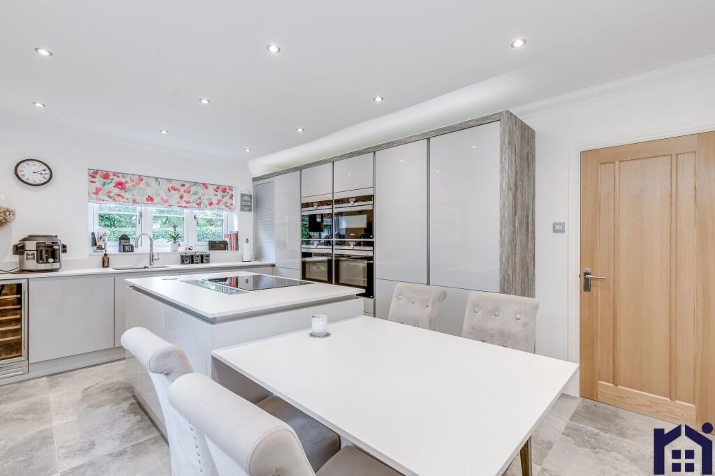 House in Preston - View 3