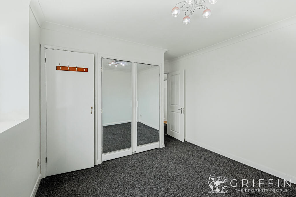Apartment in Grays, Badgers Dene, Little Thurrock - More