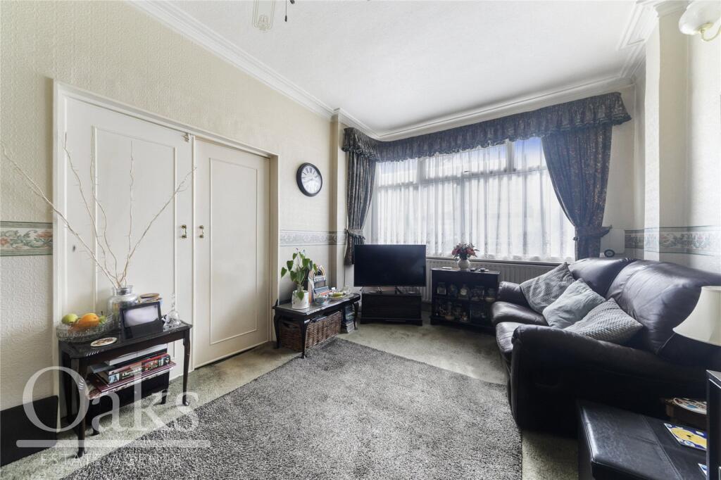 House in London - View 3