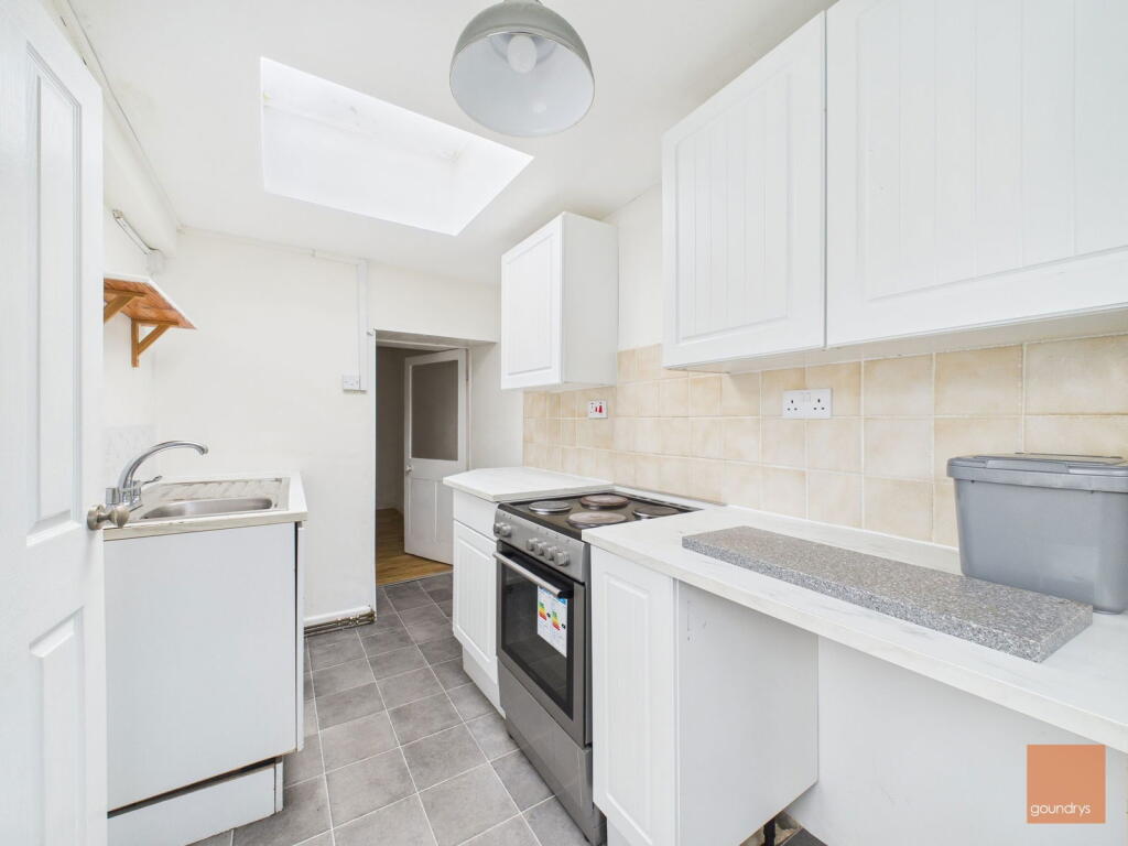 College Street, Camborne - More