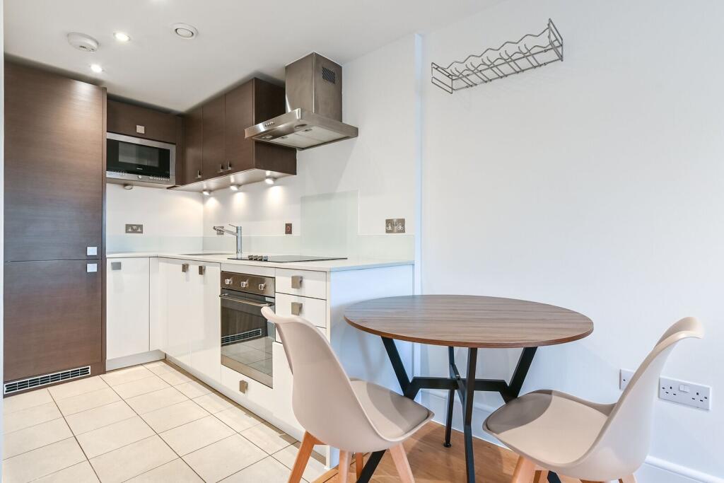 Apartment in London - View 4