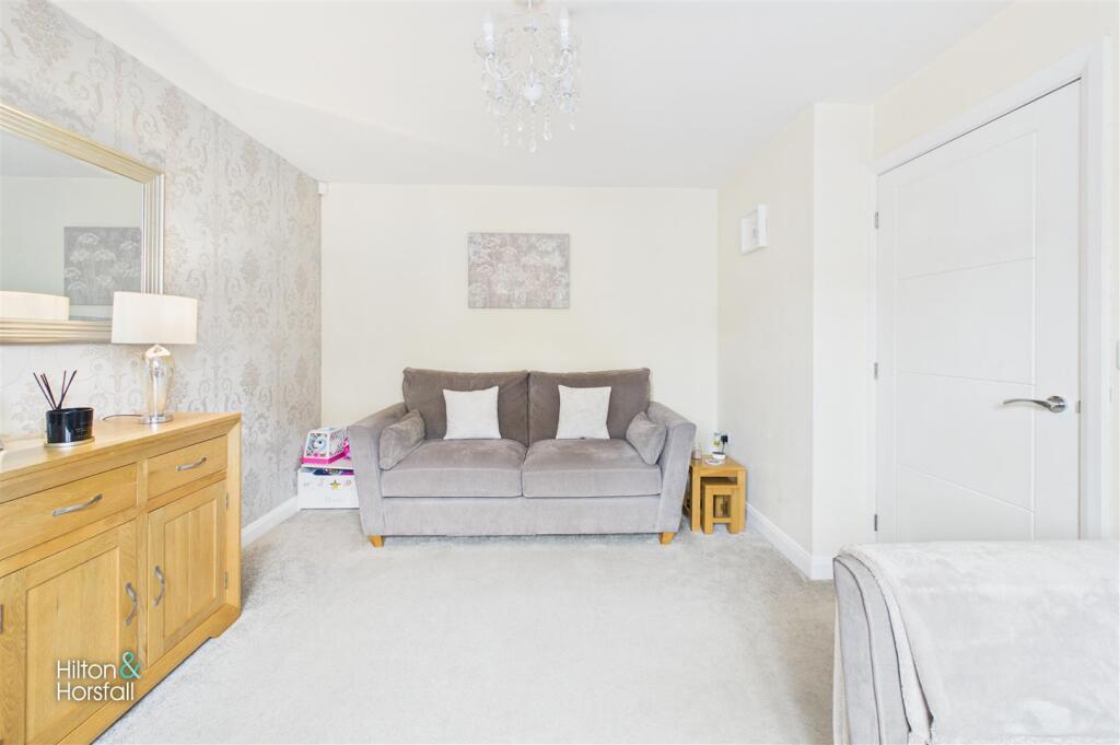 House in Blackburn - View 4